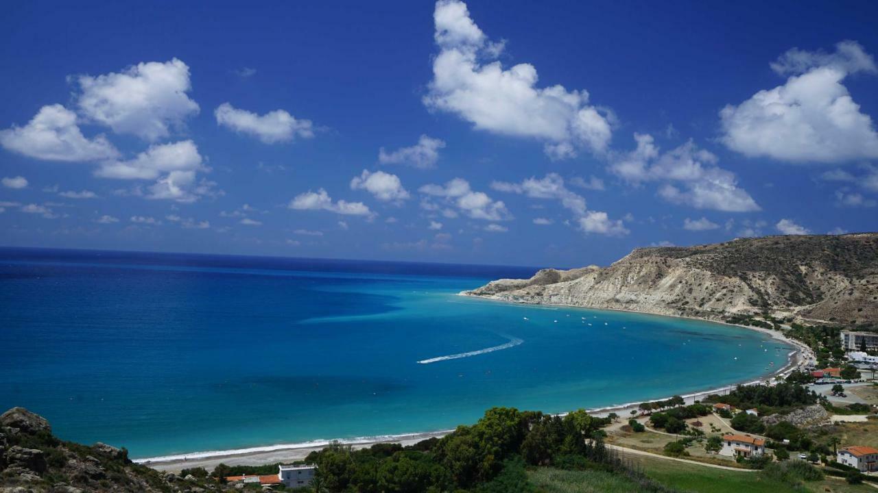 Unforgettable Family Escape - Cliffside Villa With Panoramic Sea Views And Kid-Friendly Private Pool Πισσούρι Εξωτερικό φωτογραφία