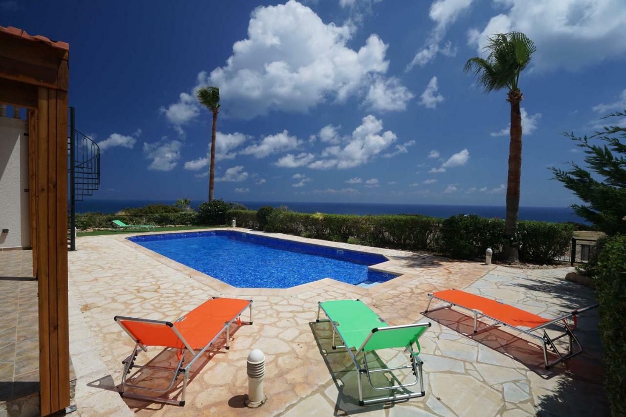 Unforgettable Family Escape - Cliffside Villa With Panoramic Sea Views And Kid-Friendly Private Pool Πισσούρι Εξωτερικό φωτογραφία